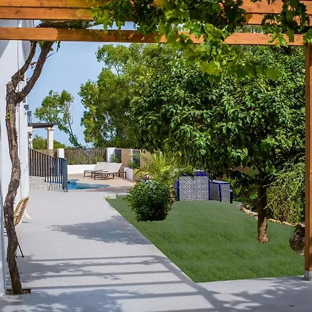 Luxury Alhambra Close To Sea And Centre Бенальмадена
