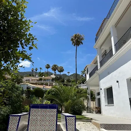 Luxury Alhambra Close To Sea And Centre Вилла *